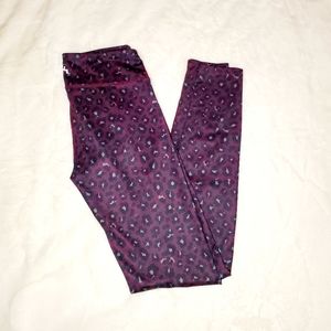 Joy Lab Burgundy Animal Print Leggings Women's Size Small, RN17730